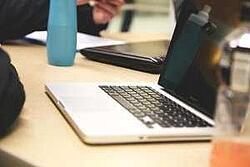3 Tips to Lose Distractions and Gain Effective Email Communication