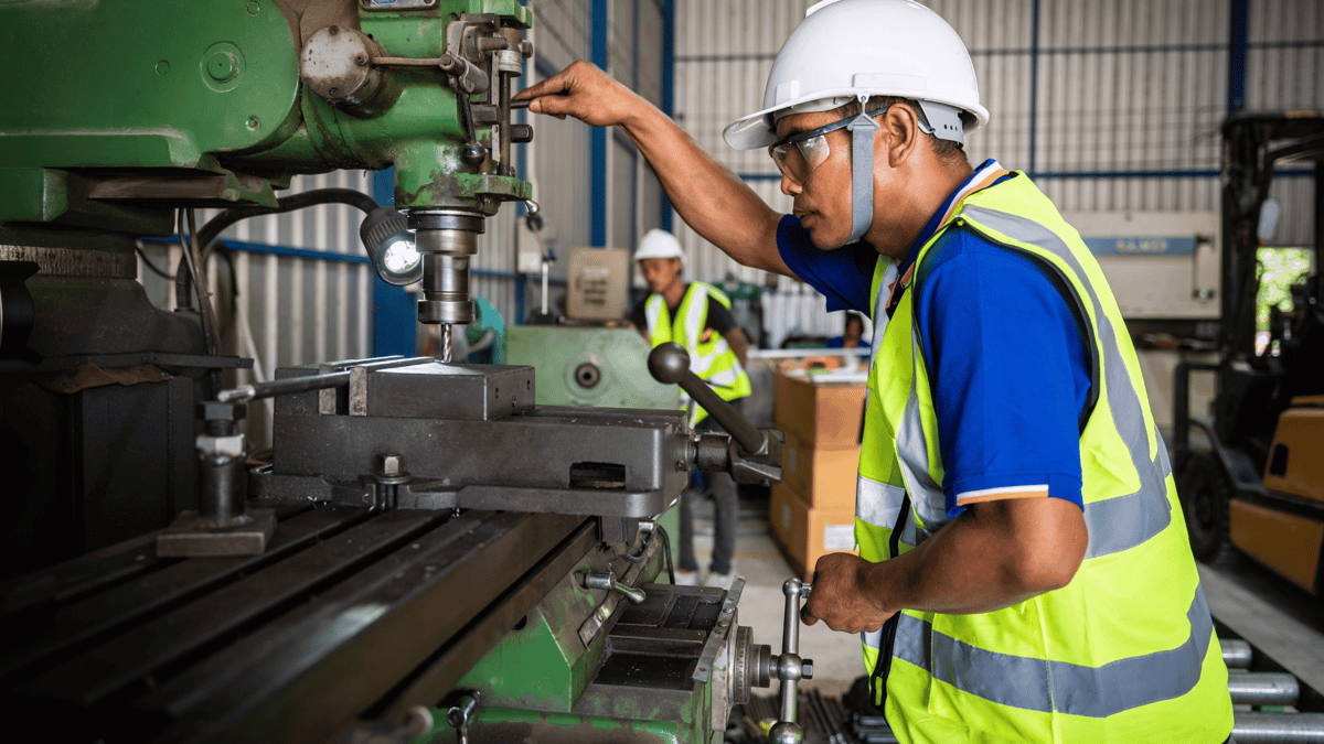 workers wearing ppe at workplace