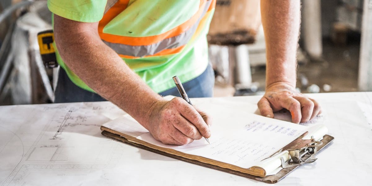 Consruction guy clipboard - safety culture audit - november 2018