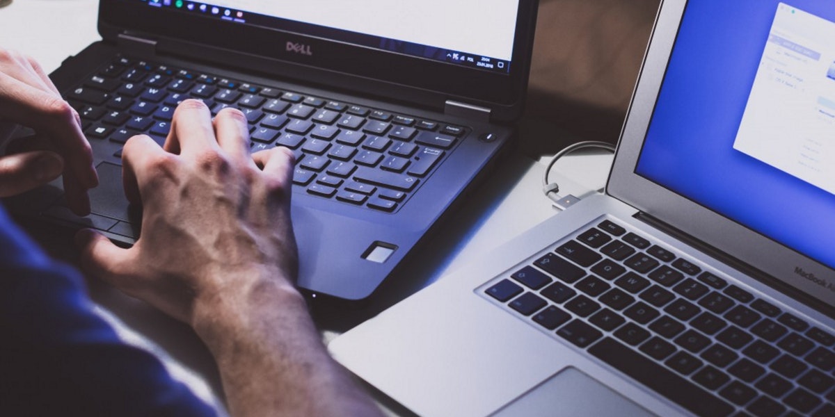 an employee doing online training - blog image