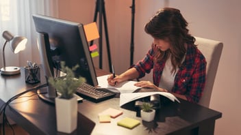 3 Actionable Tips On Making Your Home Office Comfortable & Productive